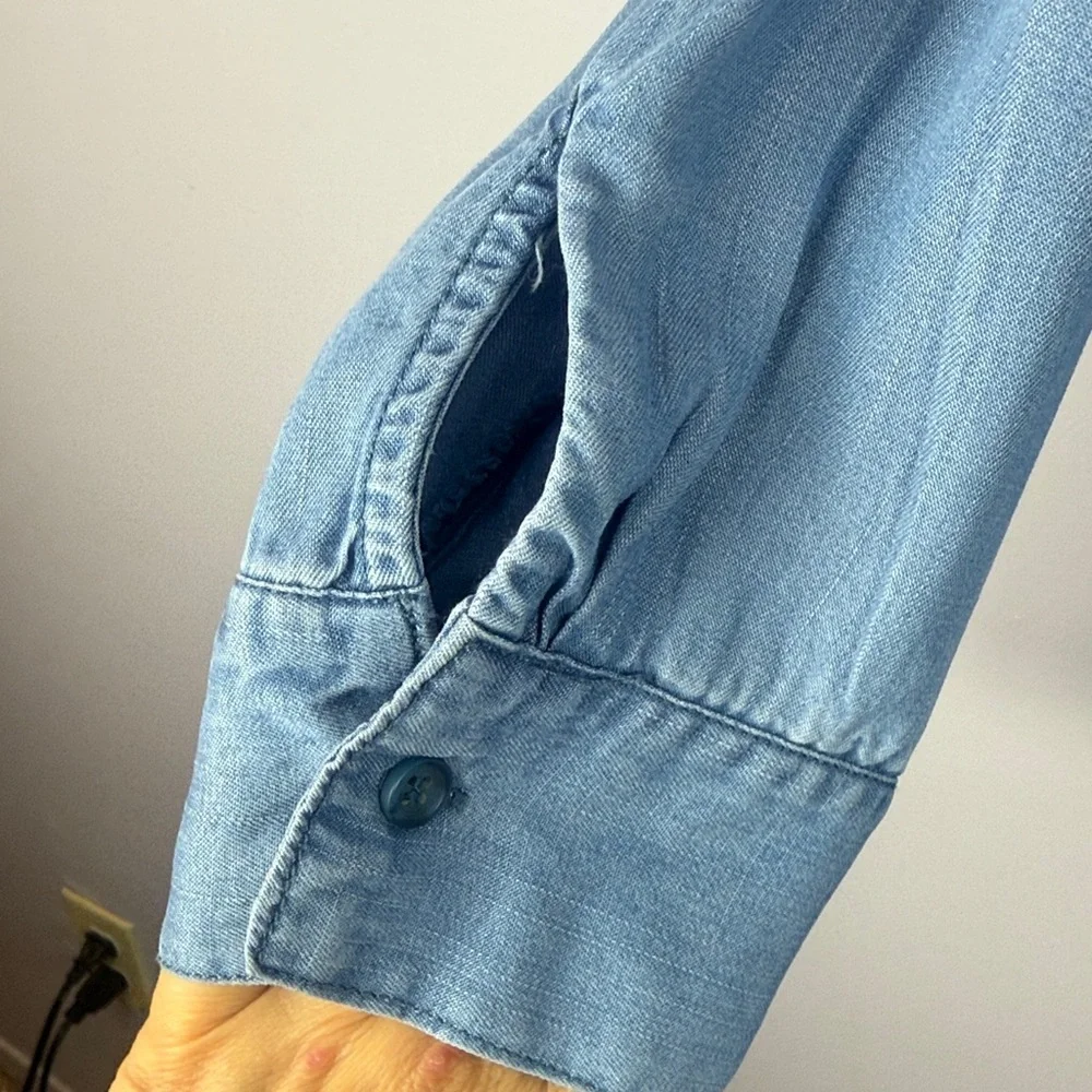 Hester & Orchard 100% Tencel Casual Blue Denim Studded Long Sleeve Medium Blouse - Picture 6 of 11